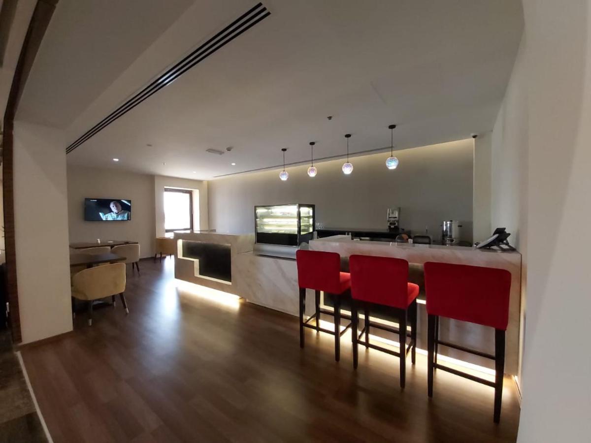 Basrah International Airport Hotel Eksteriør bilde