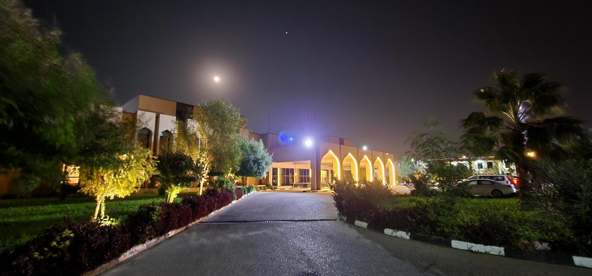 Basrah International Airport Hotel Eksteriør bilde